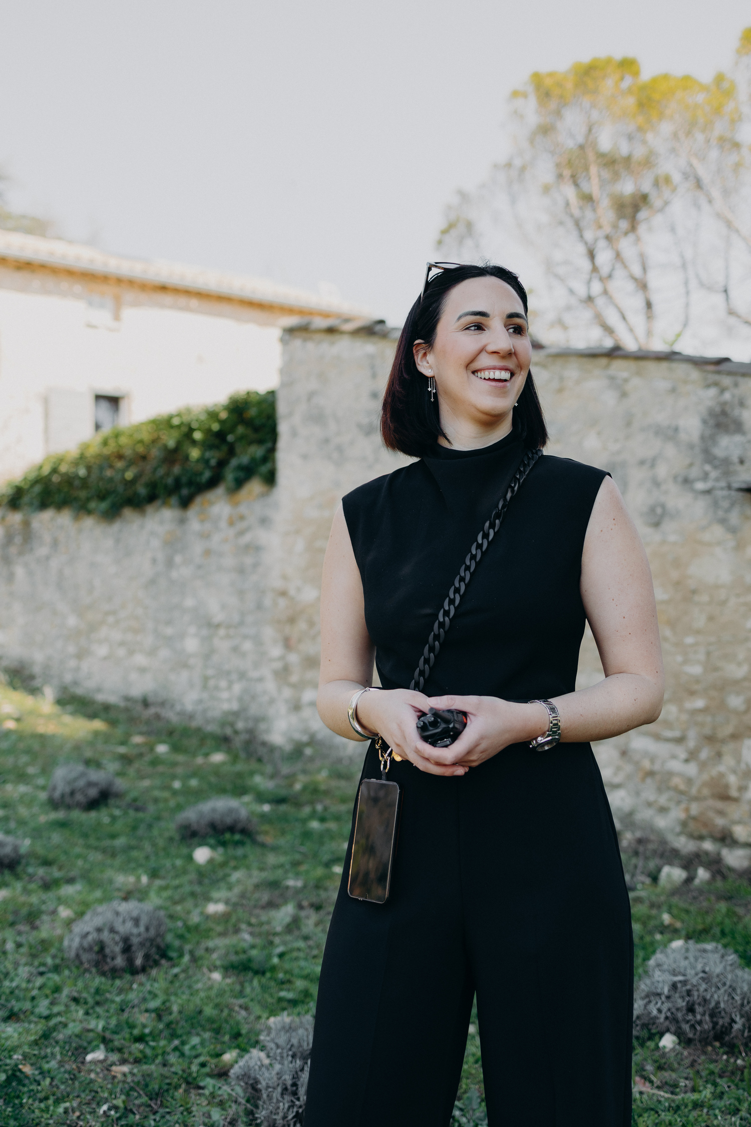 portrait of a french wedding planner in provence