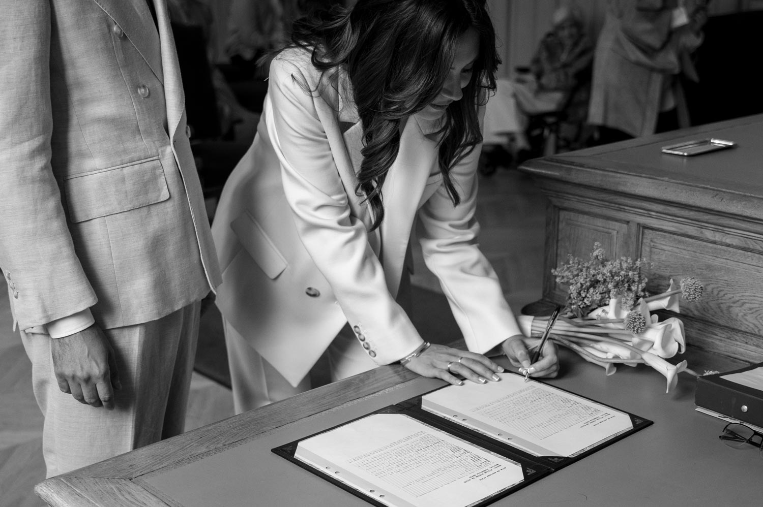 How to Legally Get Married in France ? All you need to know